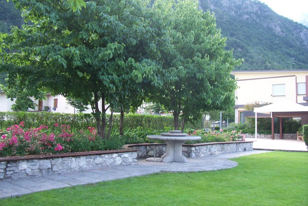 Albergo Benito Ponte nellʼAlpi Extérieur photo