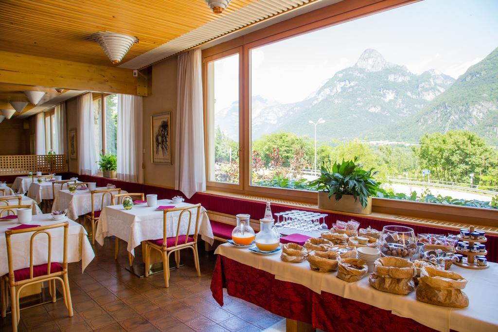Albergo Benito Ponte nellʼAlpi Extérieur photo